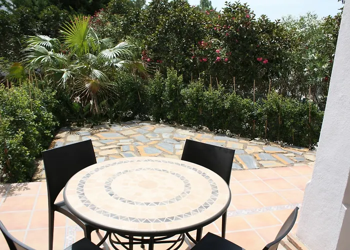 Villa Aries
